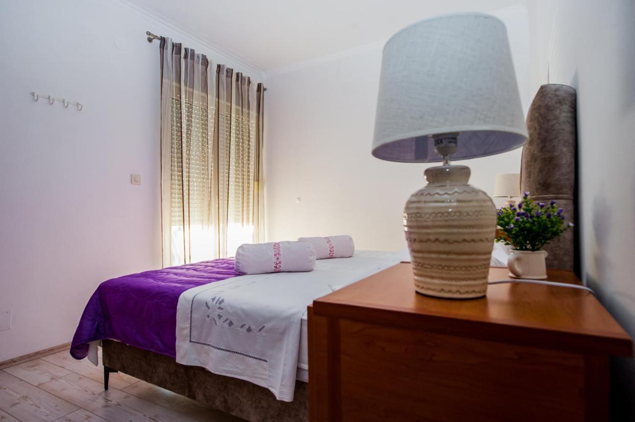 Apartments Nino โปดสตรานา ภายนอก รูปภาพ